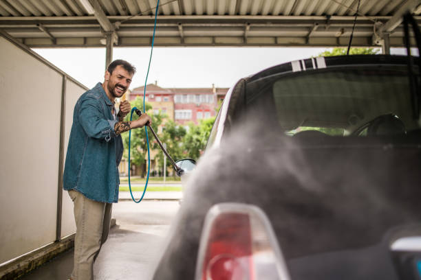 Why Choose Our Certified Pressure Washing Experts for Your Project Needs in Bayshore Gardens, FL?